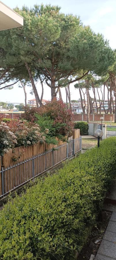 Apartmán La Casina Di Ale Marina Di Carrara Exteriér fotografie