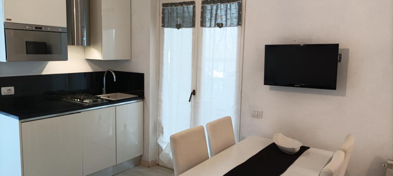 Apartmán La Casina Di Ale Marina Di Carrara Exteriér fotografie